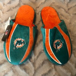 Unisex Miami Dolphins house slippers. NWT